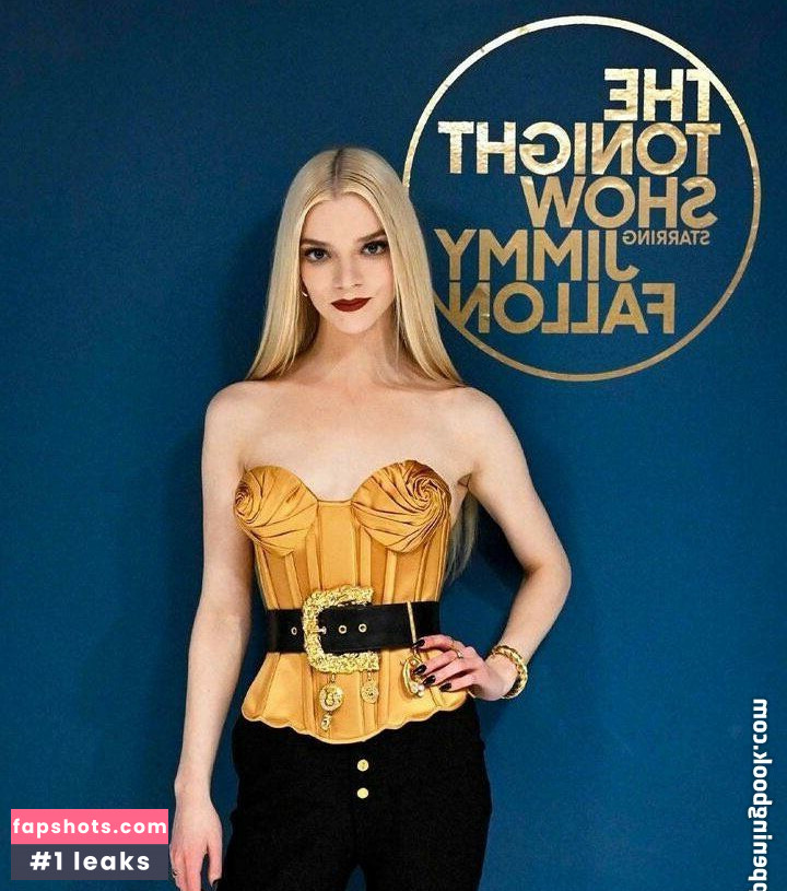 Anya Taylor-Joy gallery photo #2384