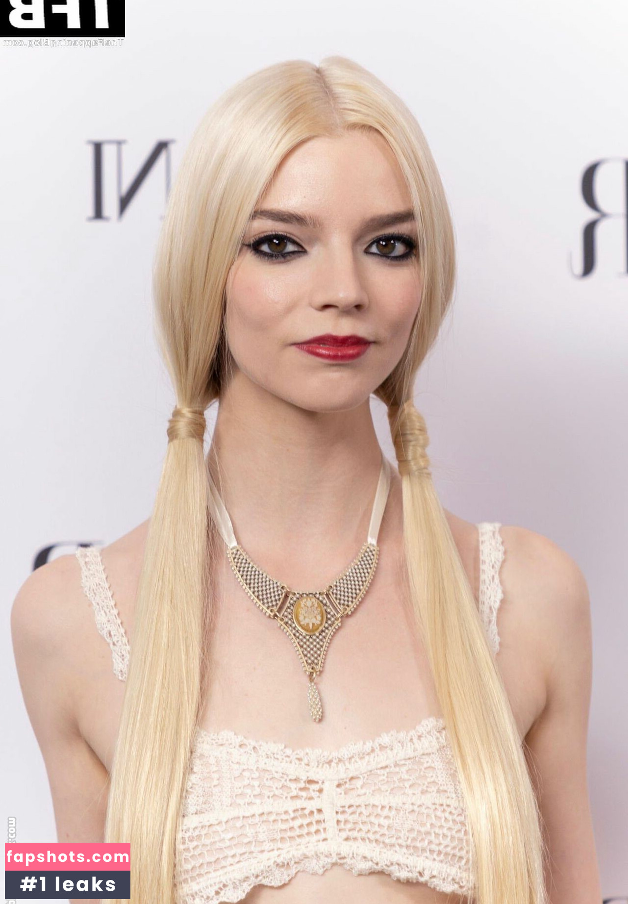 Anya Taylor-Joy gallery photo #2458