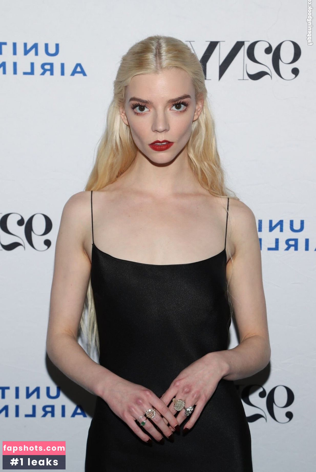 Anya Taylor-Joy gallery photo #2470