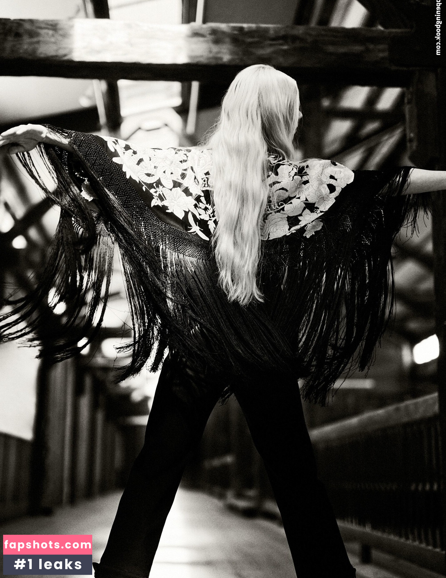 Anya Taylor-Joy gallery photo #2499