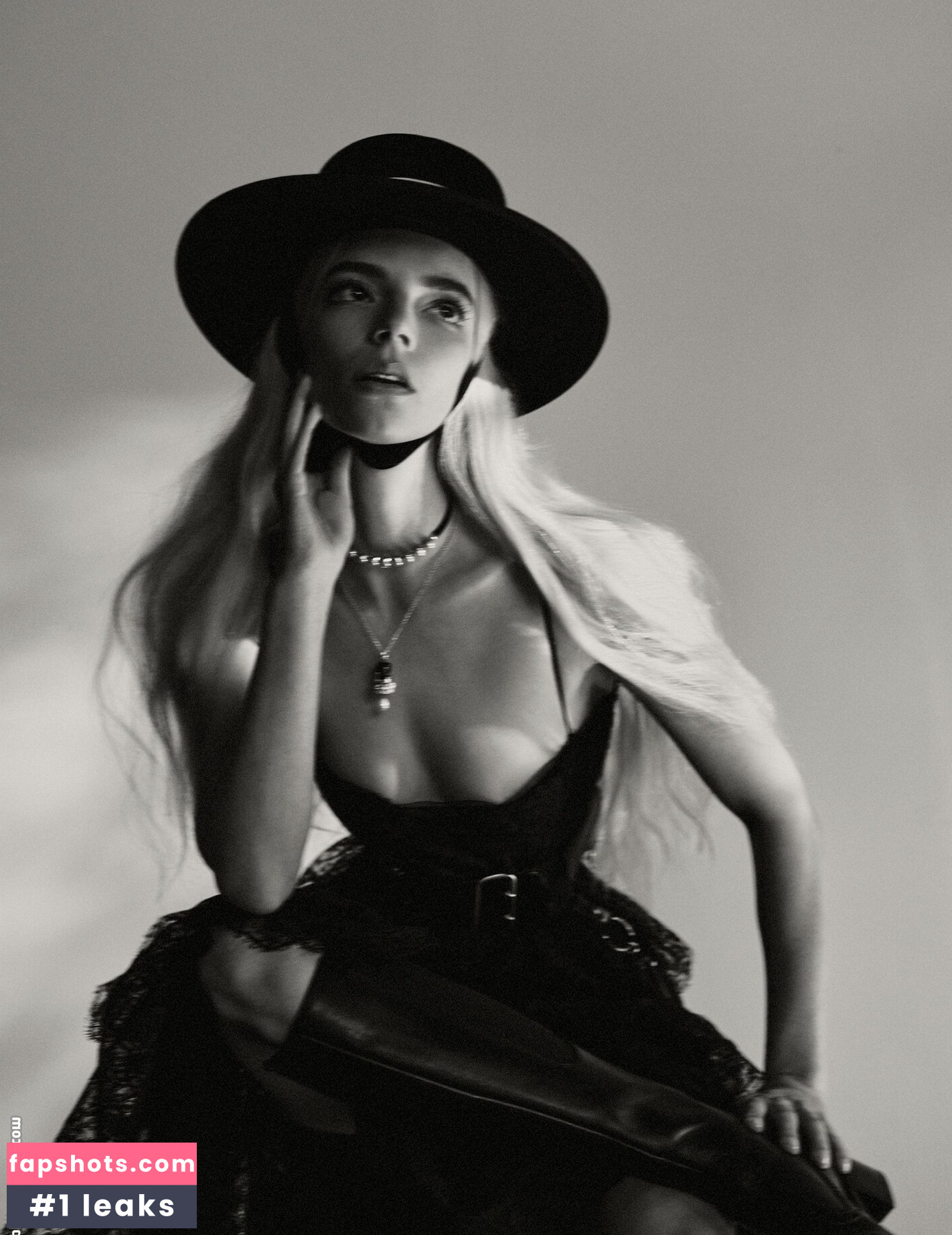 Anya Taylor-Joy gallery photo #2500