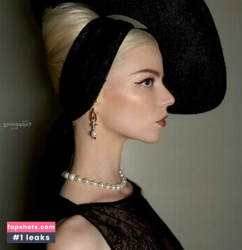 Anya Taylor-Joy gallery photo #261