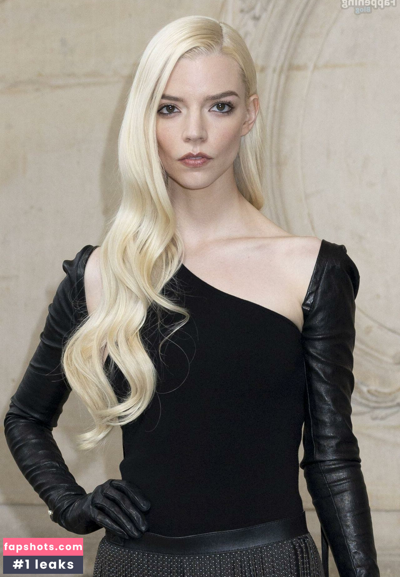 Anya Taylor-Joy gallery photo #291