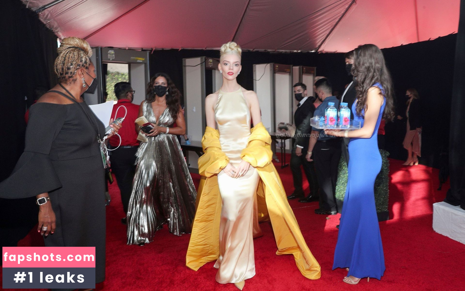 Anya Taylor-Joy Filtración Desnuda OnlyFans Foto #3003 - Fapshots