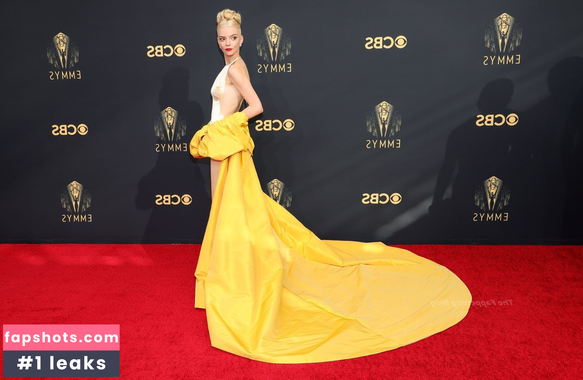 Anya Taylor-Joy Filtración Desnuda OnlyFans Foto #3030 - Fapshots