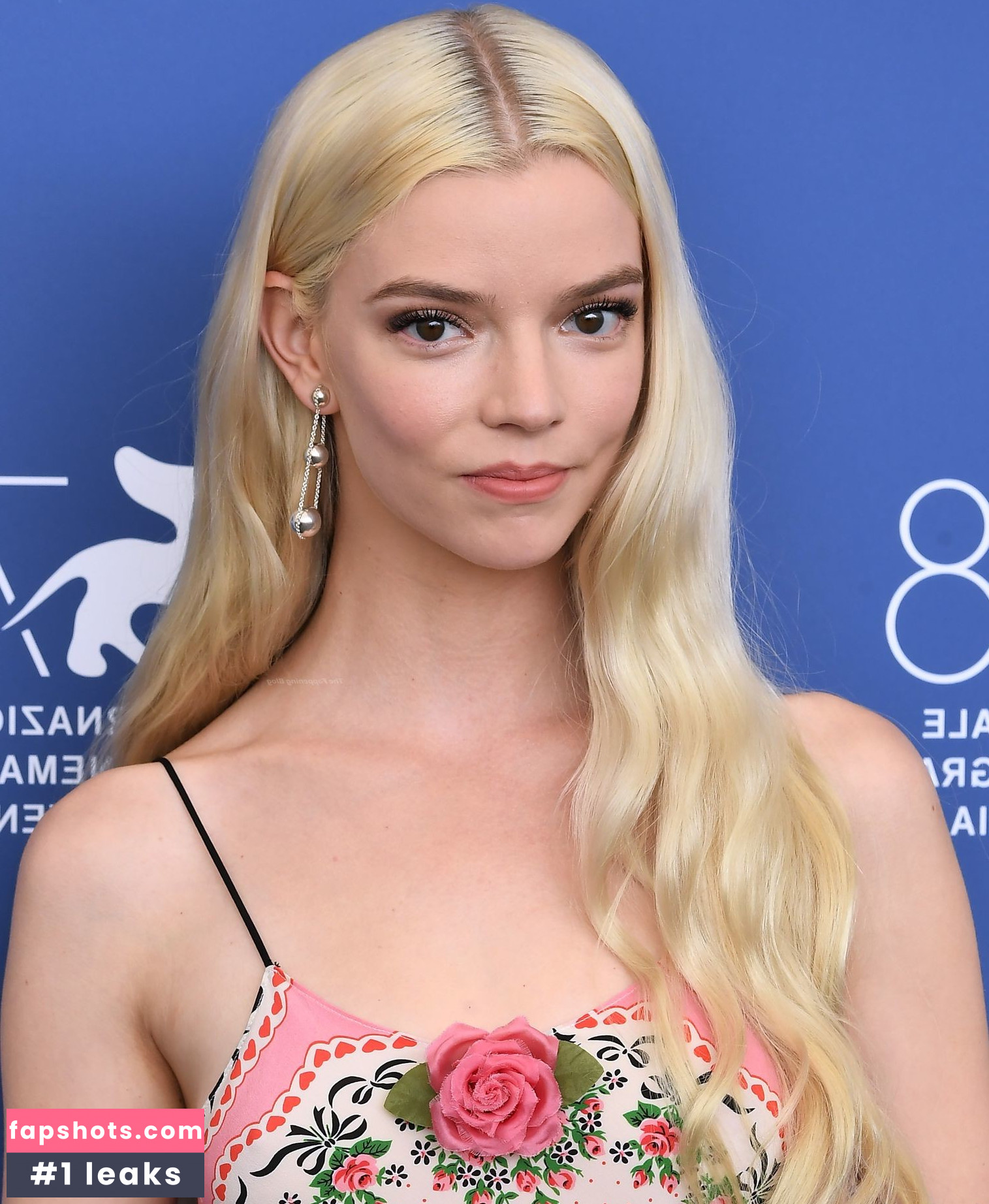 Anya Taylor-Joy Filtración Desnuda OnlyFans Foto #3078 - Fapshots