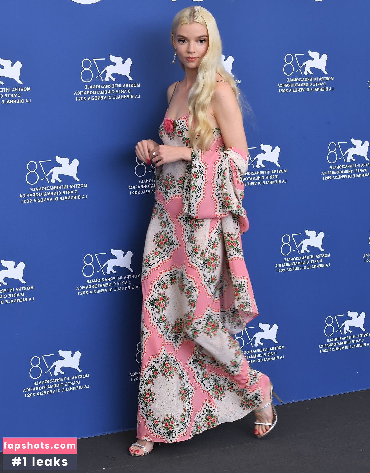 Anya Taylor-Joy Filtración Desnuda OnlyFans Foto #3084 - Fapshots