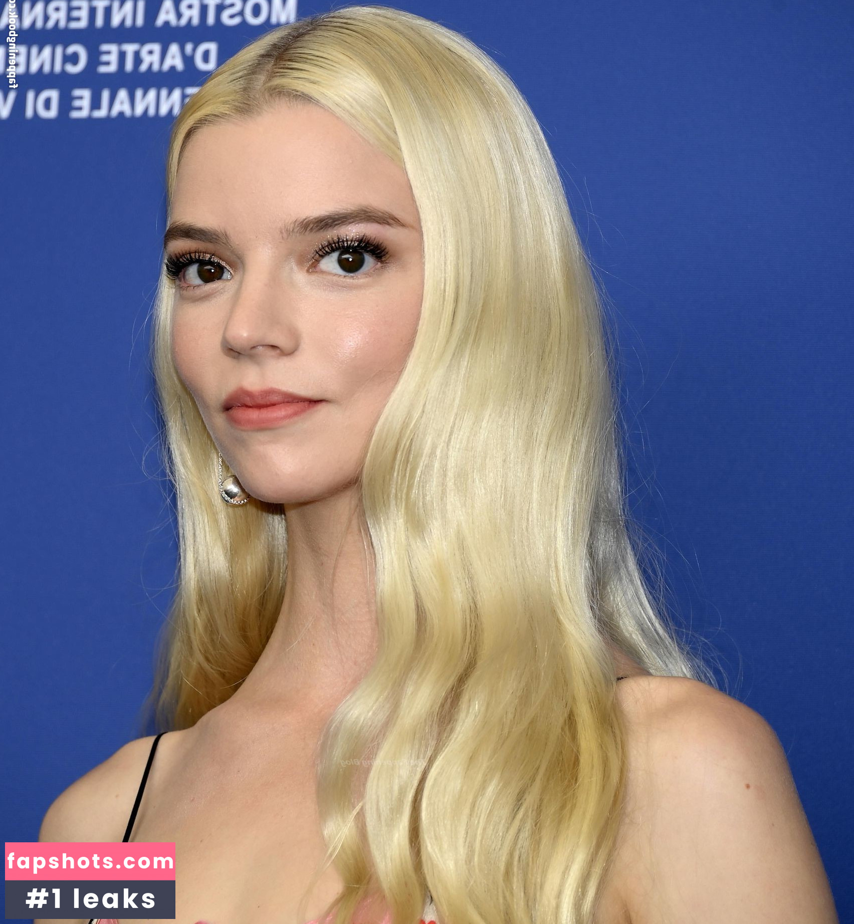 Anya Taylor-Joy Filtración Desnuda OnlyFans Foto #3105 - Fapshots