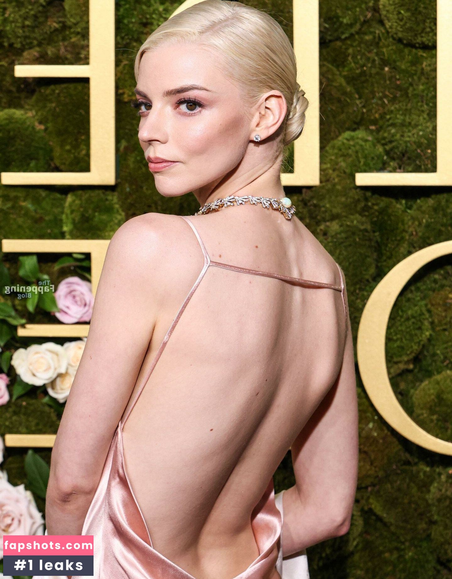 Anya Taylor-Joy gallery photo #326