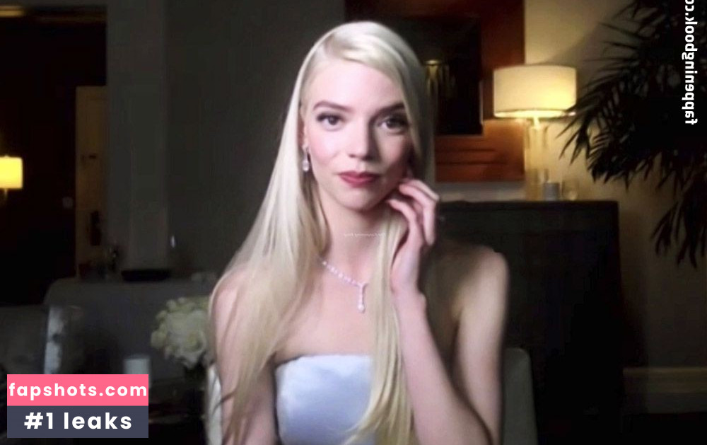 Anya Taylor-Joy Filtración Desnuda OnlyFans Foto #3296 - Fapshots