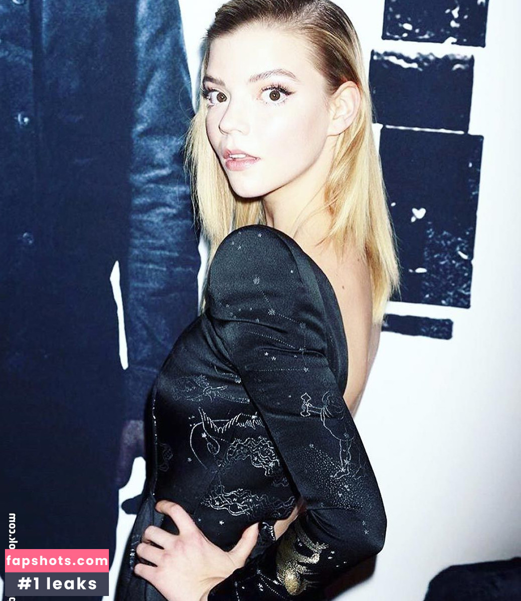 Anya Taylor-Joy Filtración Desnuda OnlyFans Foto #3360 - Fapshots