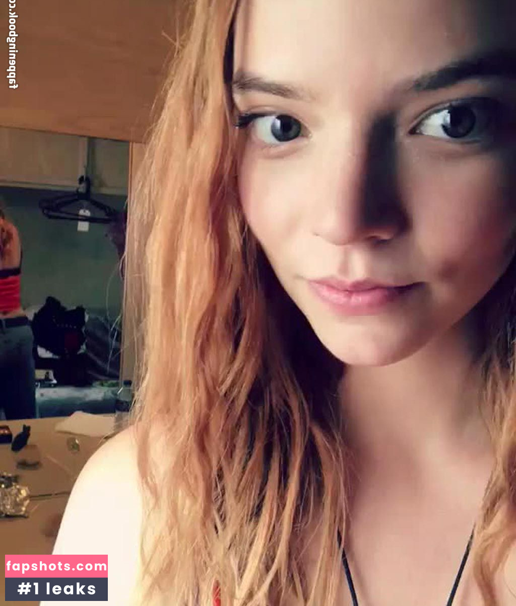 Anya Taylor-Joy Filtración Desnuda OnlyFans Foto #3369 - Fapshots
