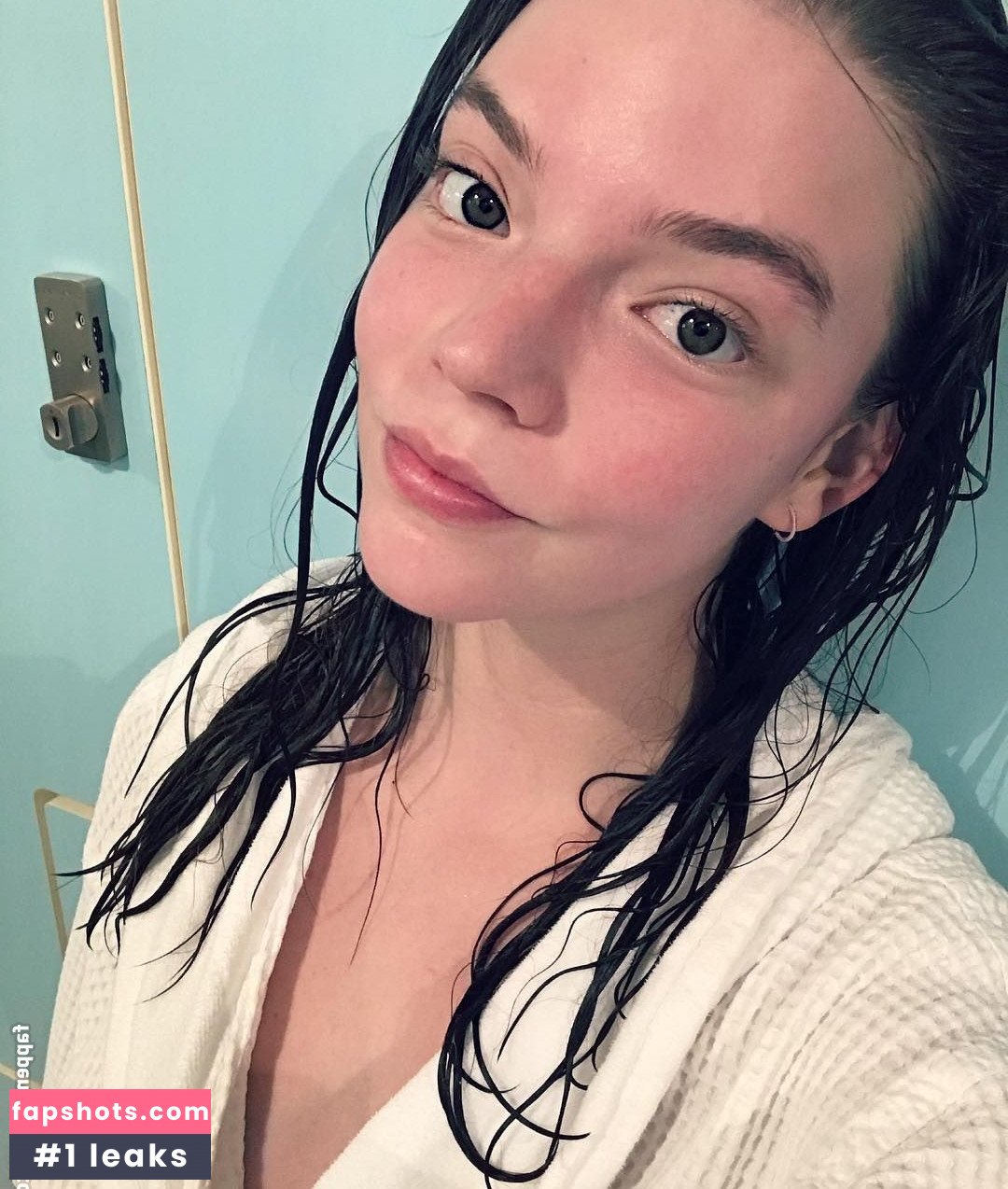 Anya Taylor-Joy Filtración Desnuda OnlyFans Foto #3371 - Fapshots