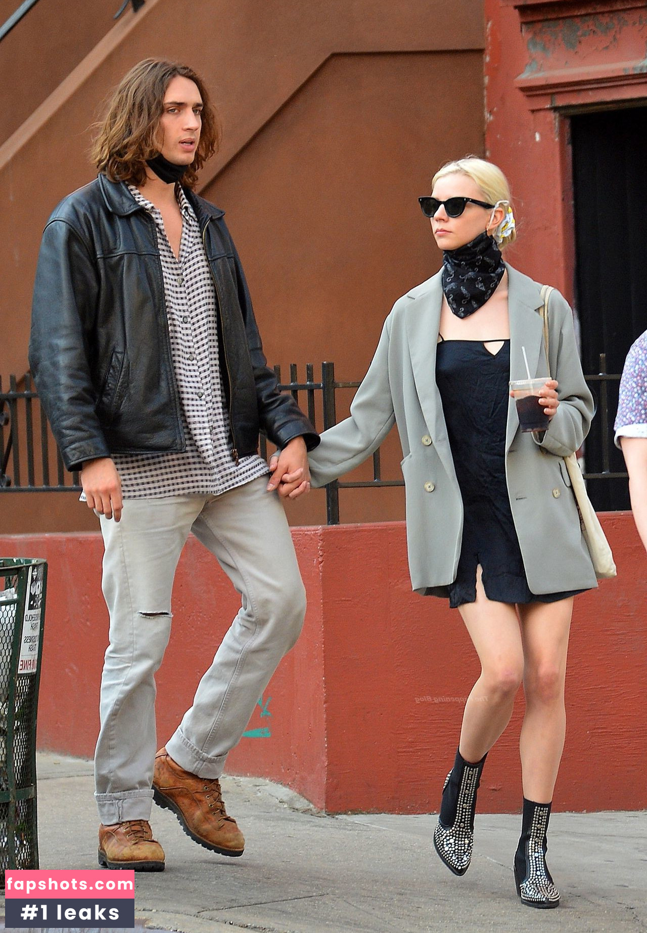 Anya Taylor-Joy Filtración Desnuda OnlyFans Foto #3390 - Fapshots