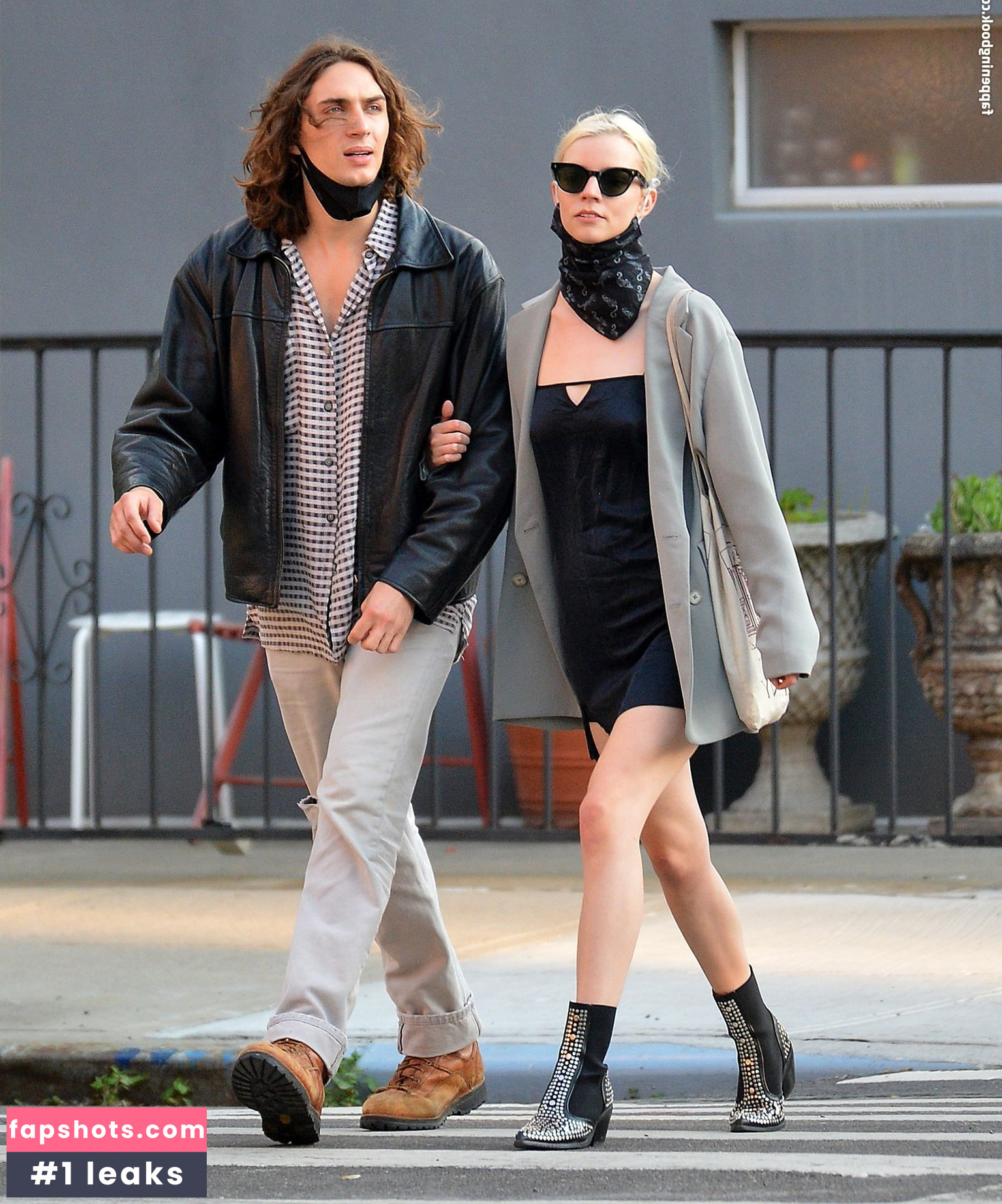 Anya Taylor-Joy Filtración Desnuda OnlyFans Foto #3405 - Fapshots