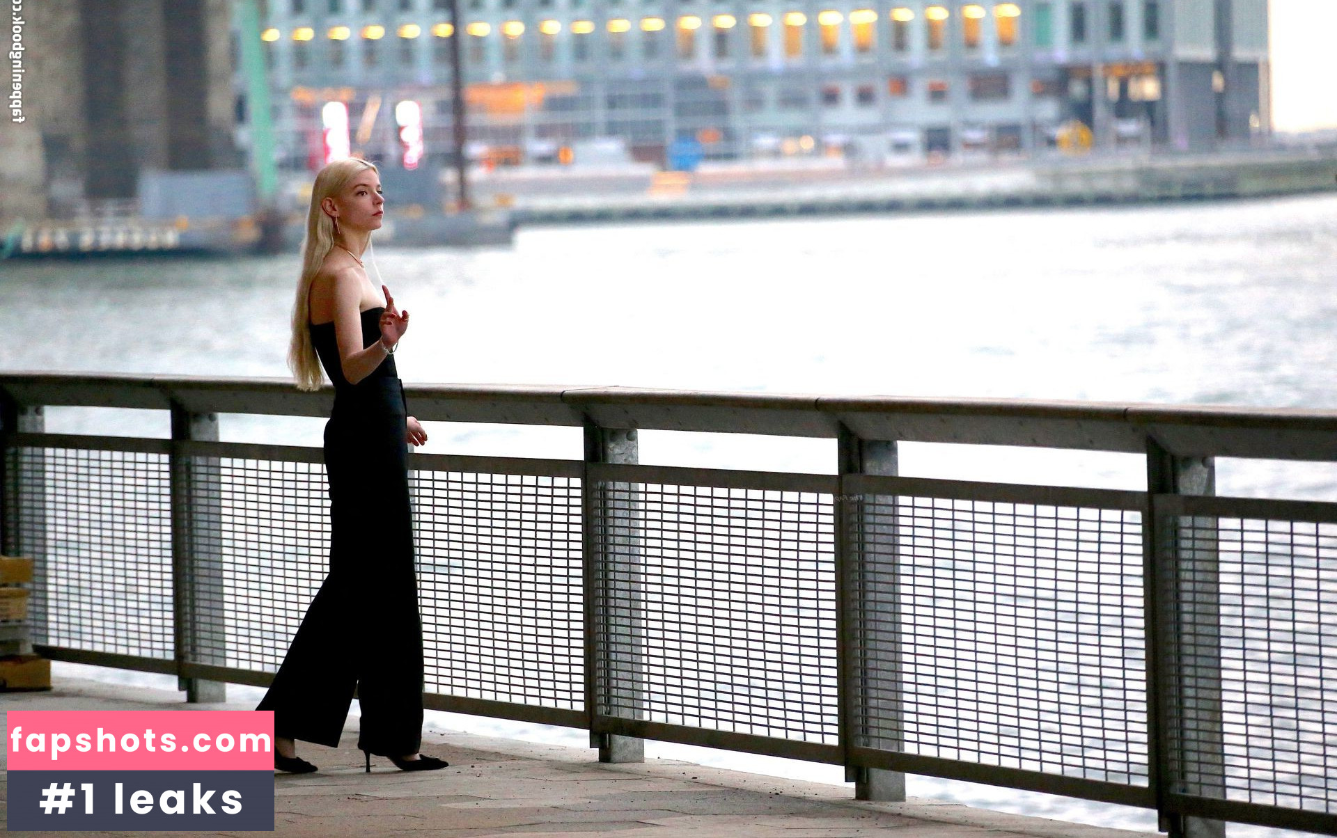 Anya Taylor-Joy Filtración Desnuda OnlyFans Foto #3428 - Fapshots