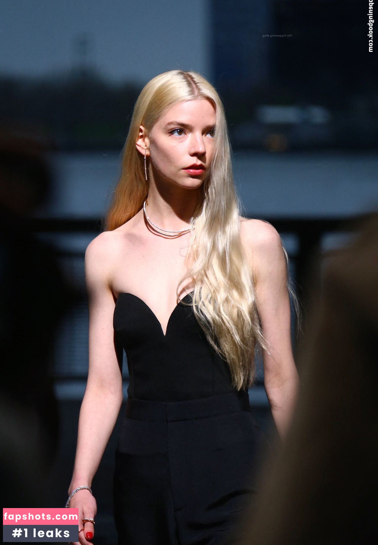 Anya Taylor-Joy Filtración Desnuda OnlyFans Foto #3445 - Fapshots