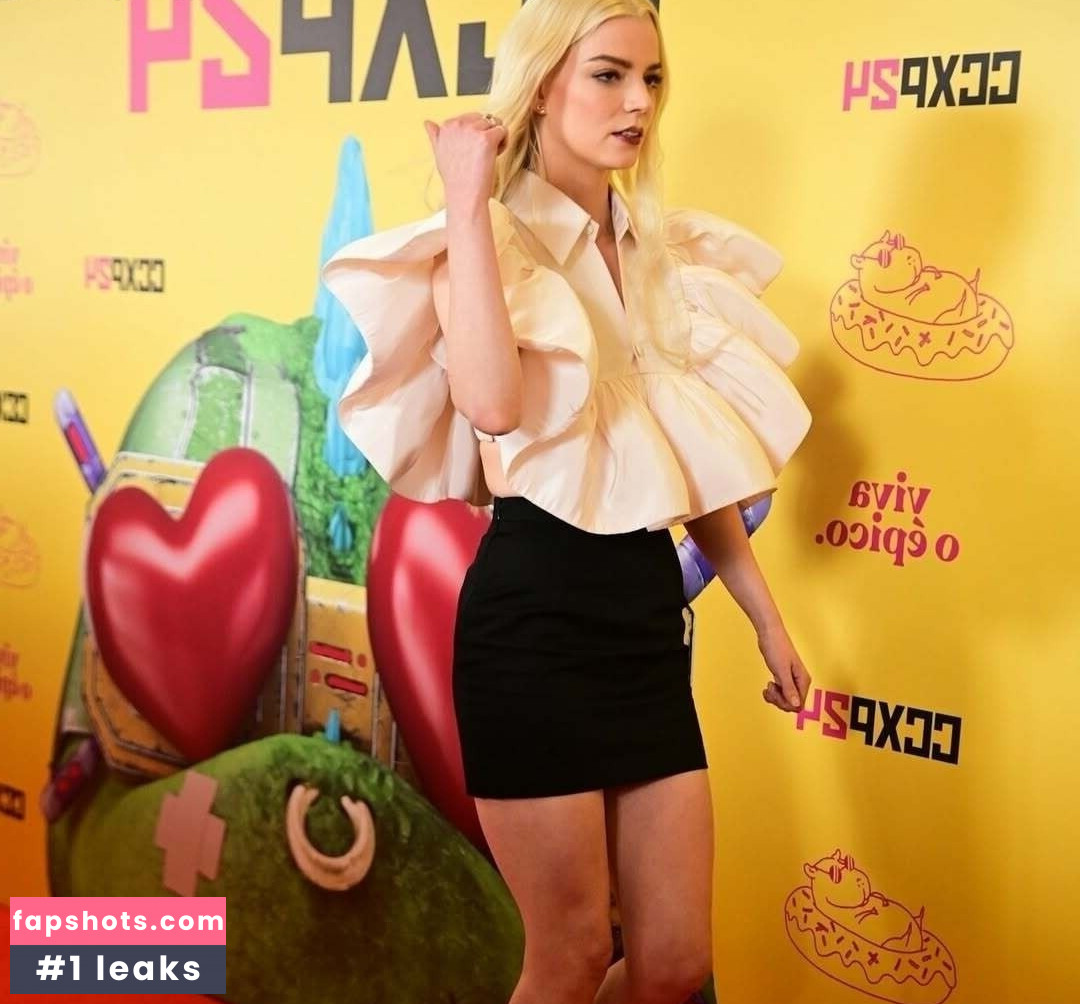 Anya Taylor-Joy gallery photo #369