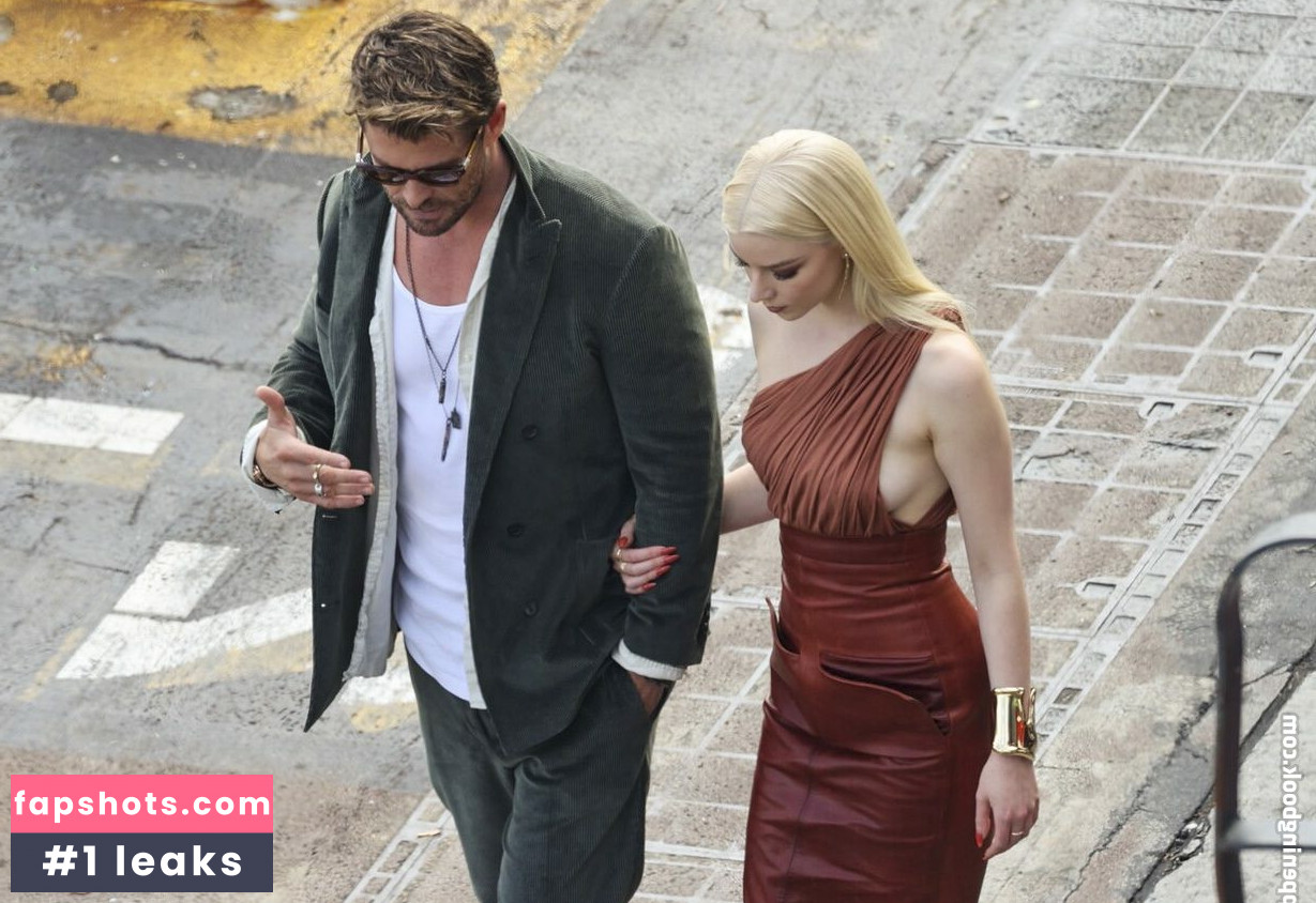 Anya Taylor-Joy gallery photo #412