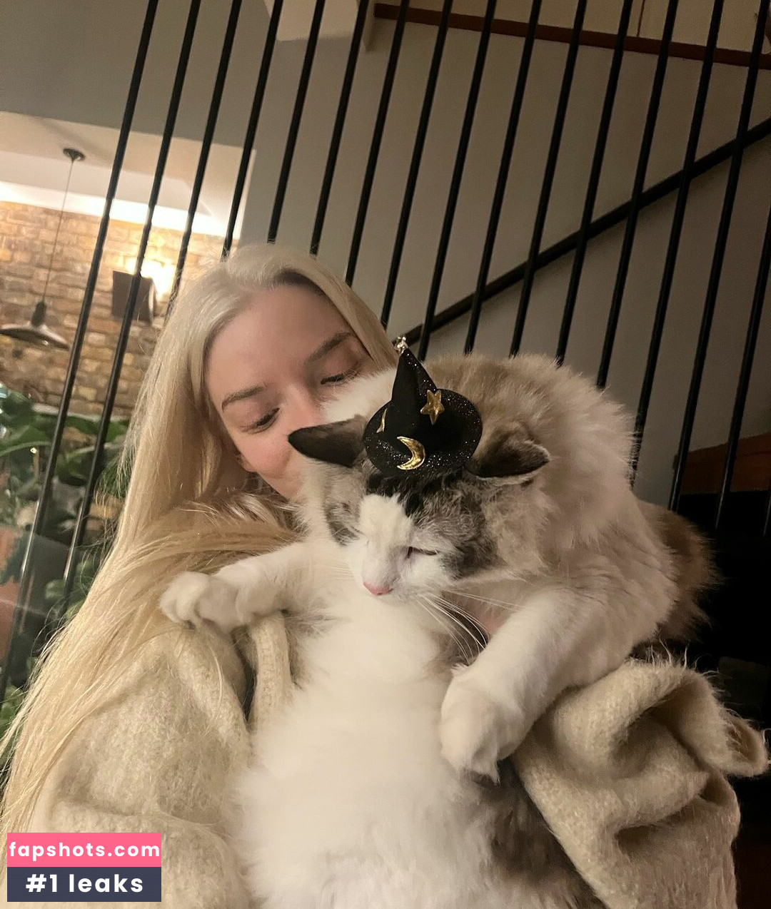 Anya Taylor-Joy gallery photo #449