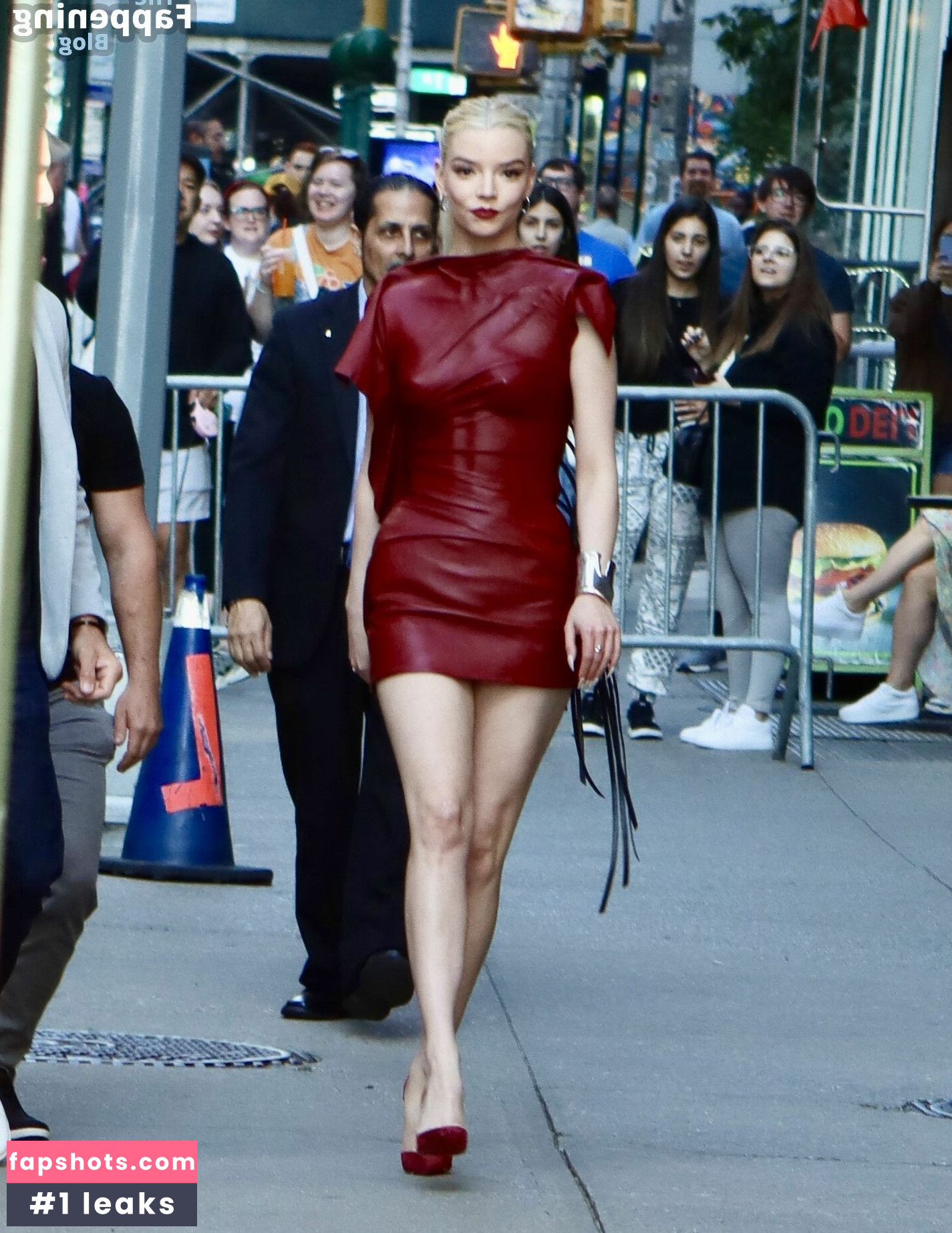 Anya Taylor-Joy gallery photo #809