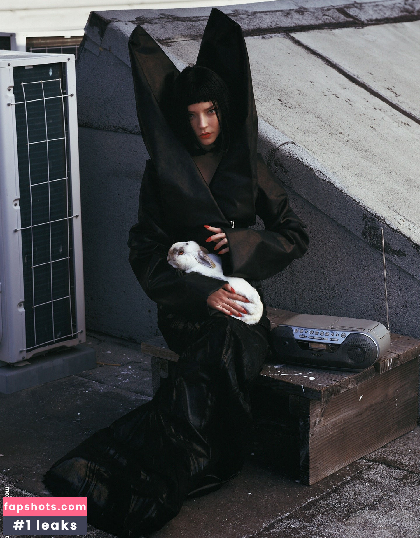 Anya Taylor-Joy gallery photo #842