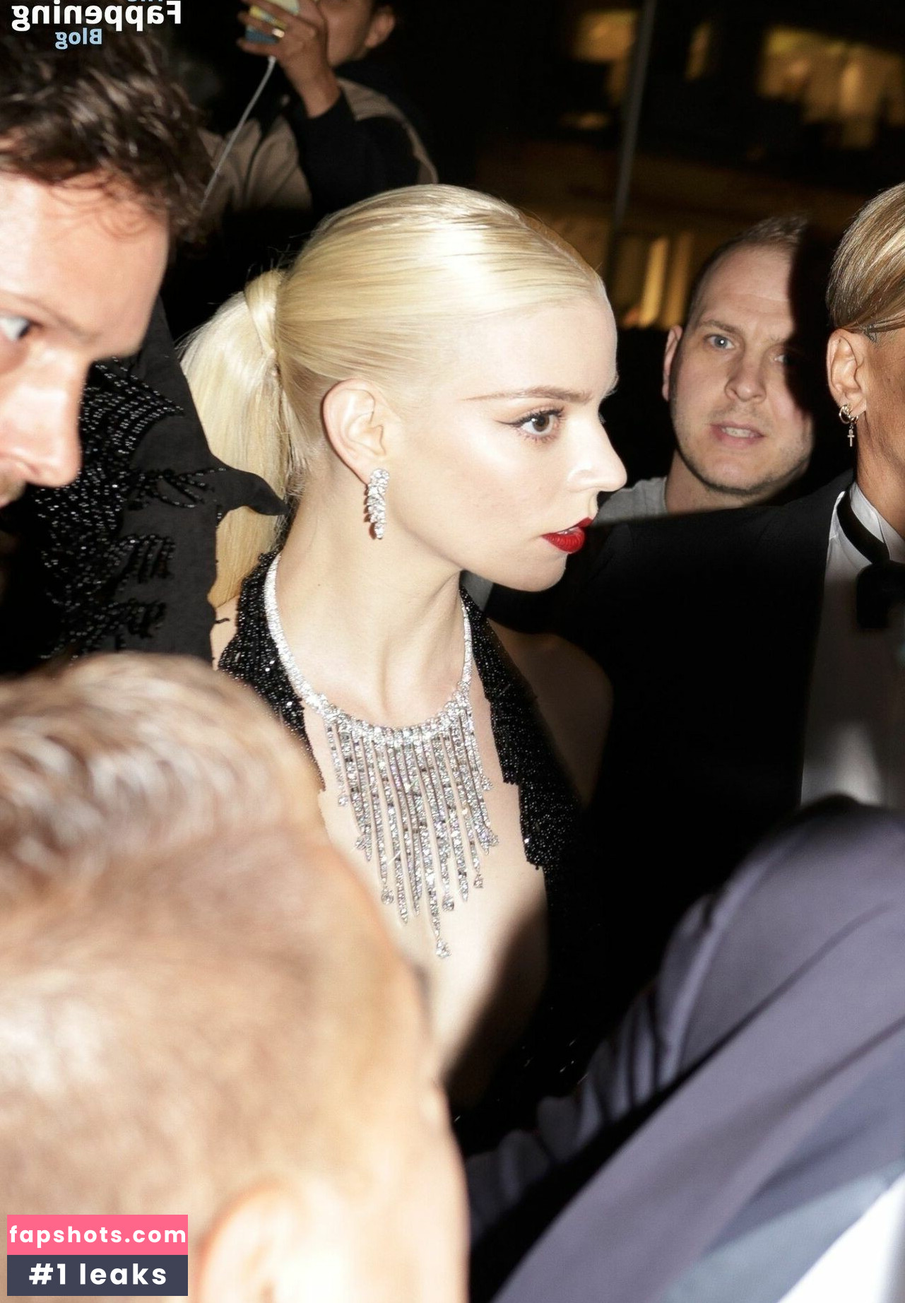 Anya Taylor-Joy gallery photo #995