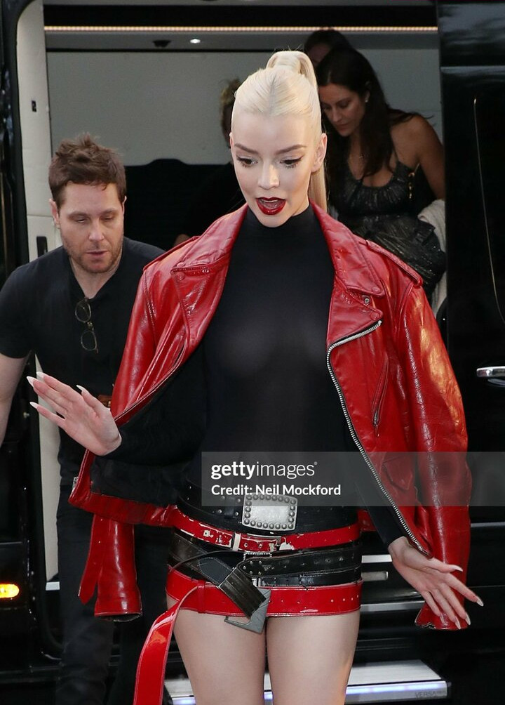 anya-taylor-joy gallery photo #1027