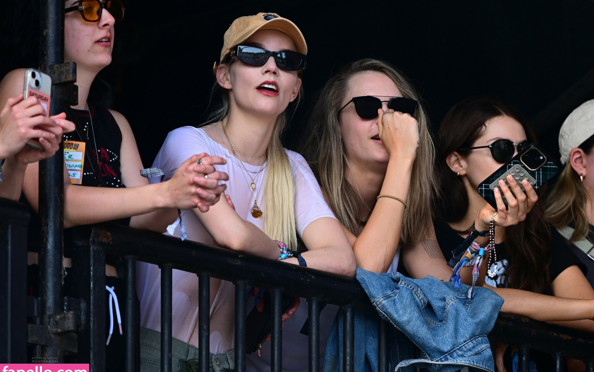 anya-taylor-joy gallery photo #674