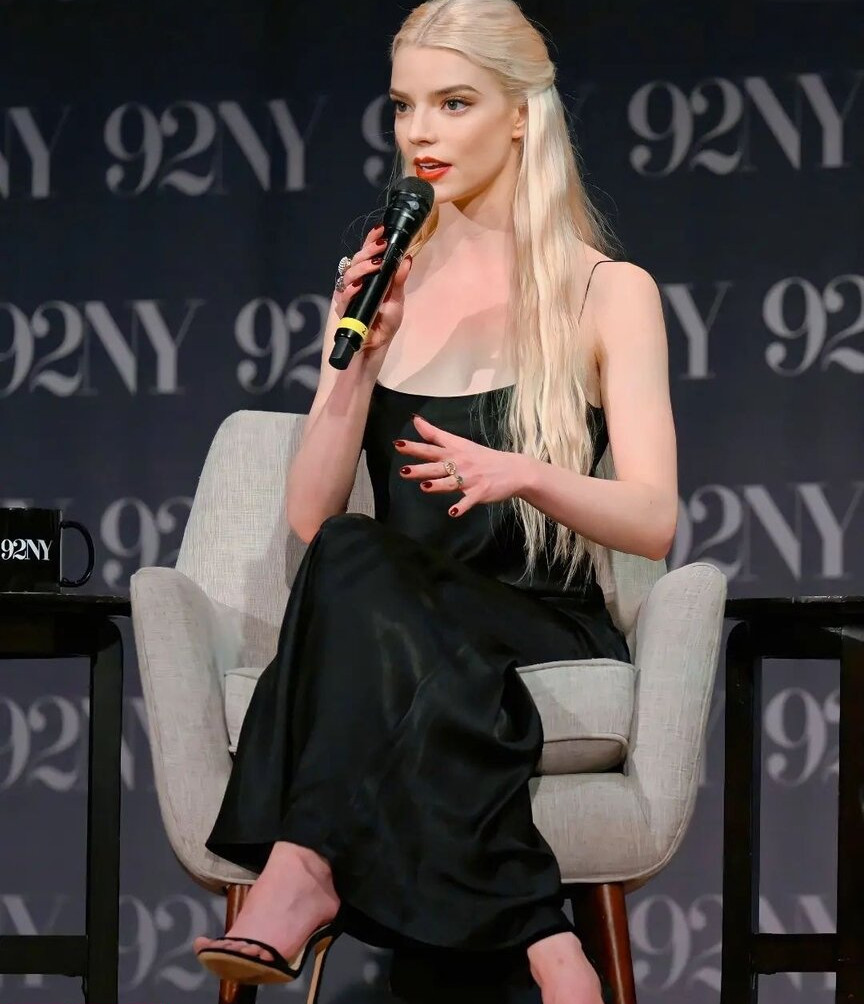 anya-taylor-joy gallery photo #739