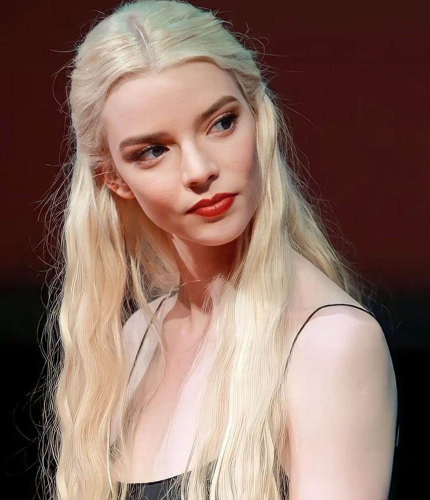 anya-taylor-joy gallery photo #744