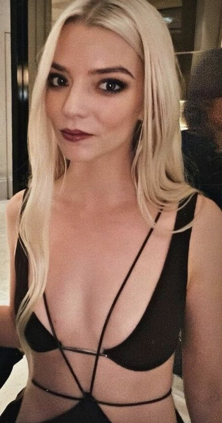 anya-taylor-joy gallery photo #763