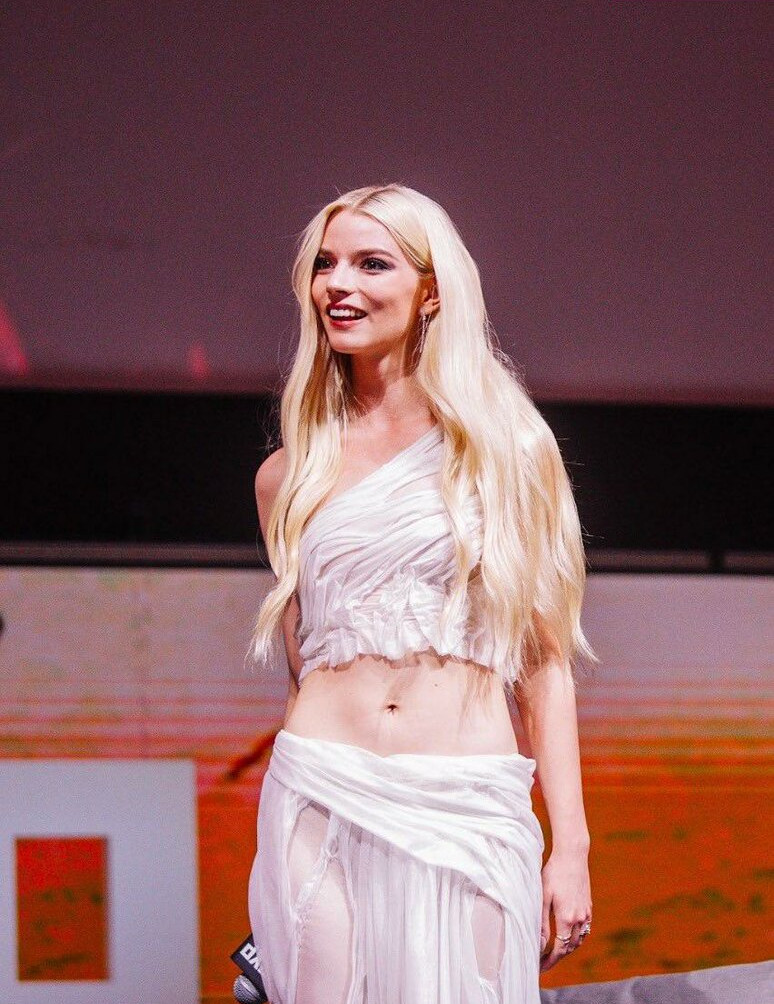 anya-taylor-joy gallery photo #771