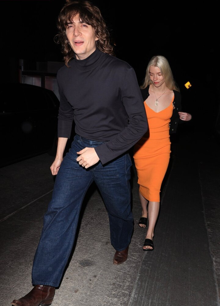 anya-taylor-joy gallery photo #789