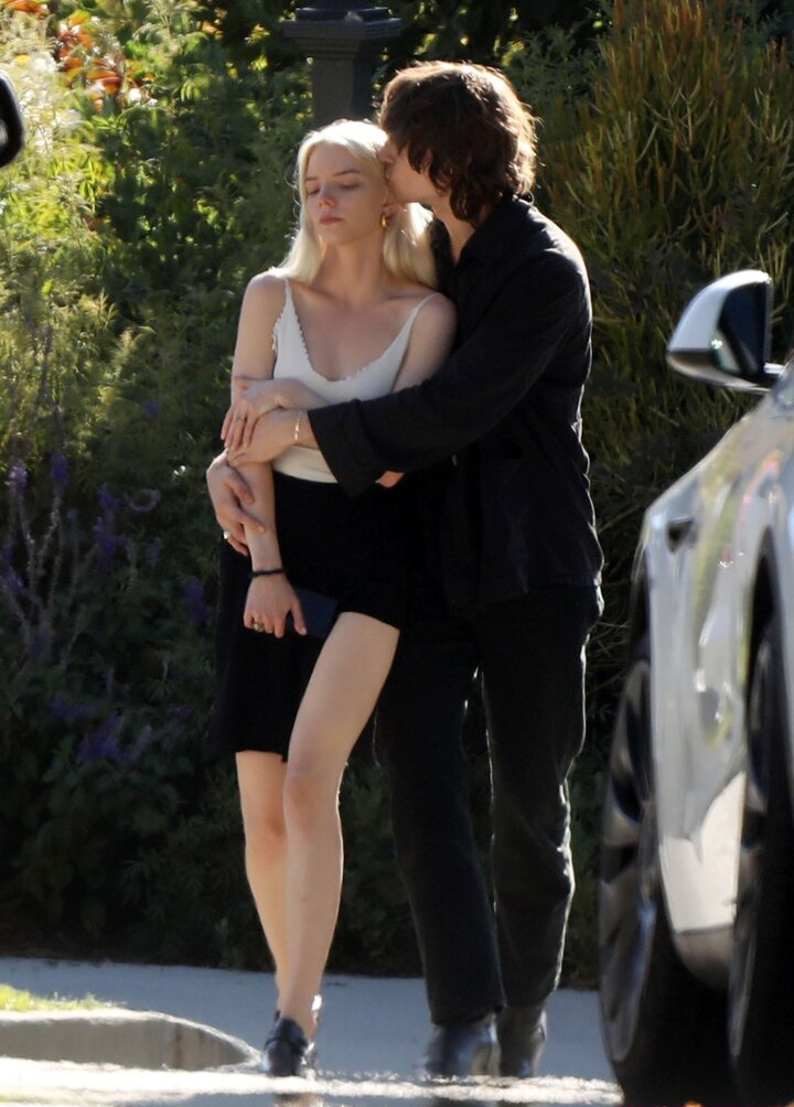 anya-taylor-joy gallery photo #854