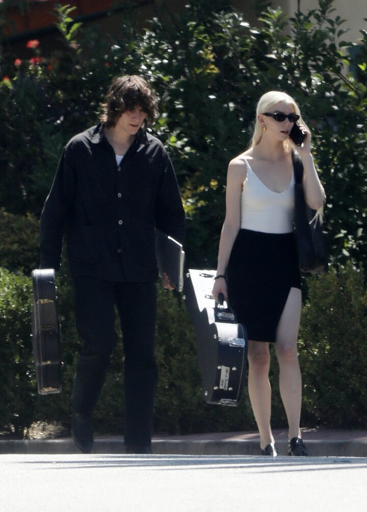 anya-taylor-joy gallery photo #860