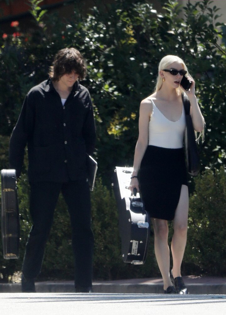 anya-taylor-joy gallery photo #862