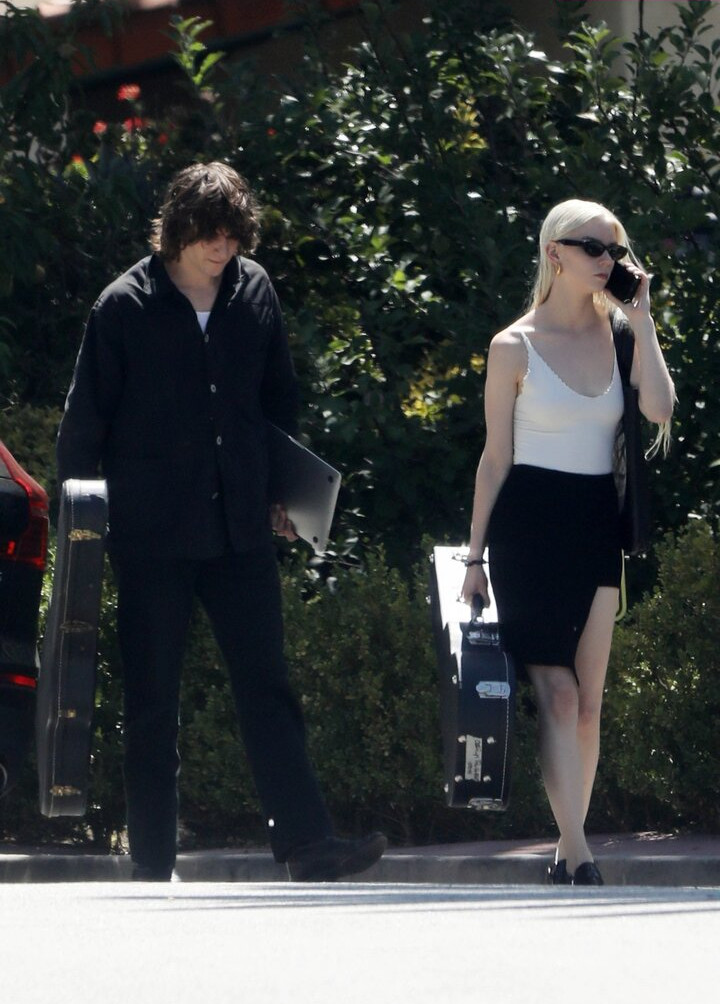 anya-taylor-joy gallery photo #863