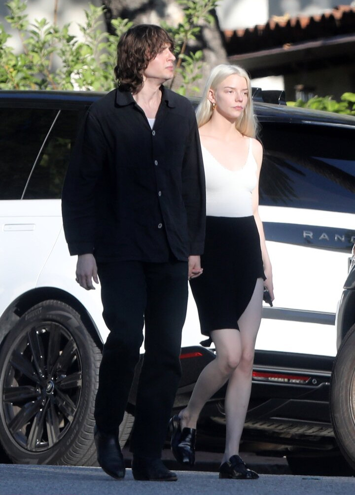 anya-taylor-joy gallery photo #868