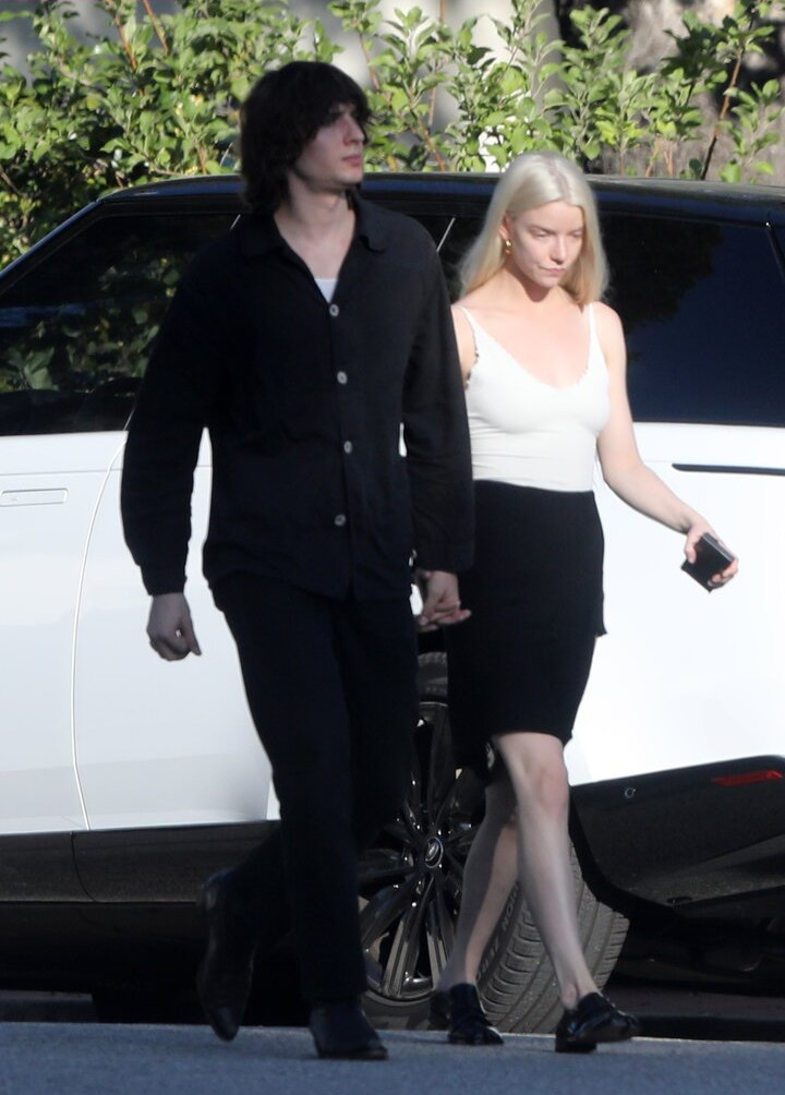 anya-taylor-joy gallery photo #870