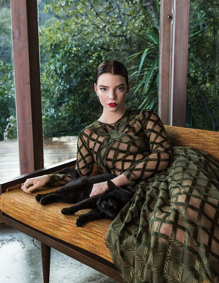 anya-taylor-joy gallery photo #875