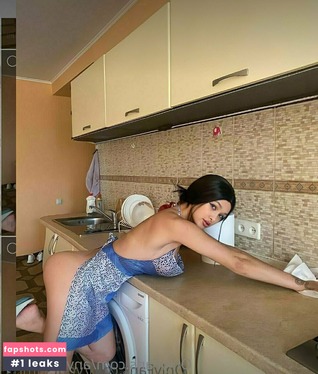 anya-yummy gallery photo #12