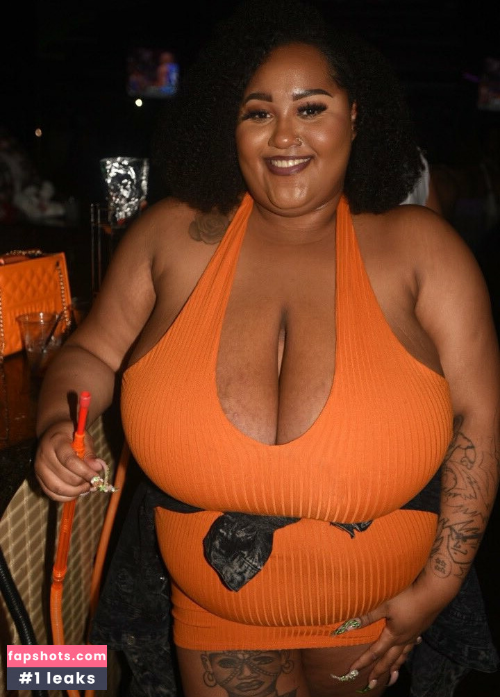 AnyaiTheSaiyan gallery photo #2