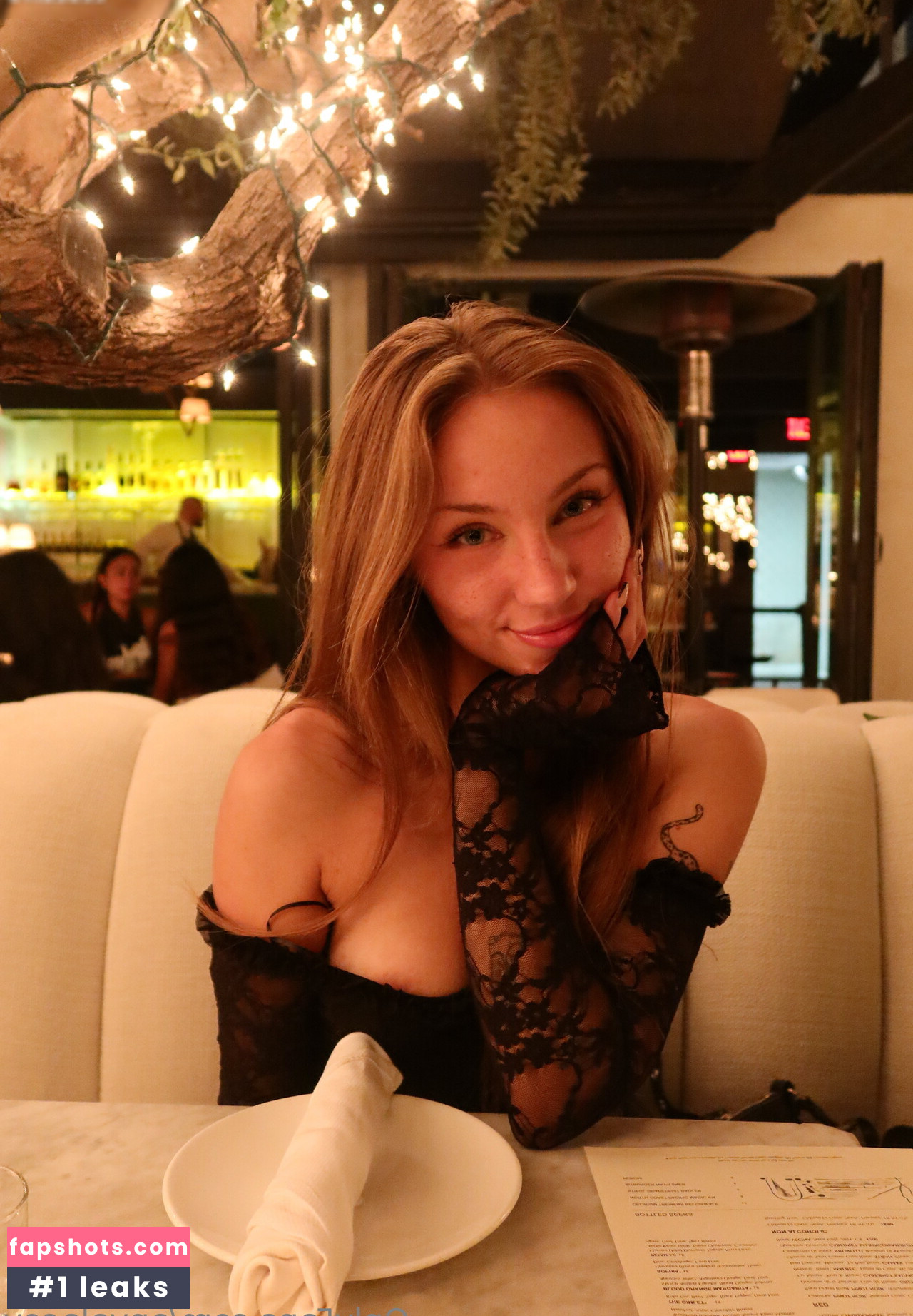 Anyalacey gallery photo #7