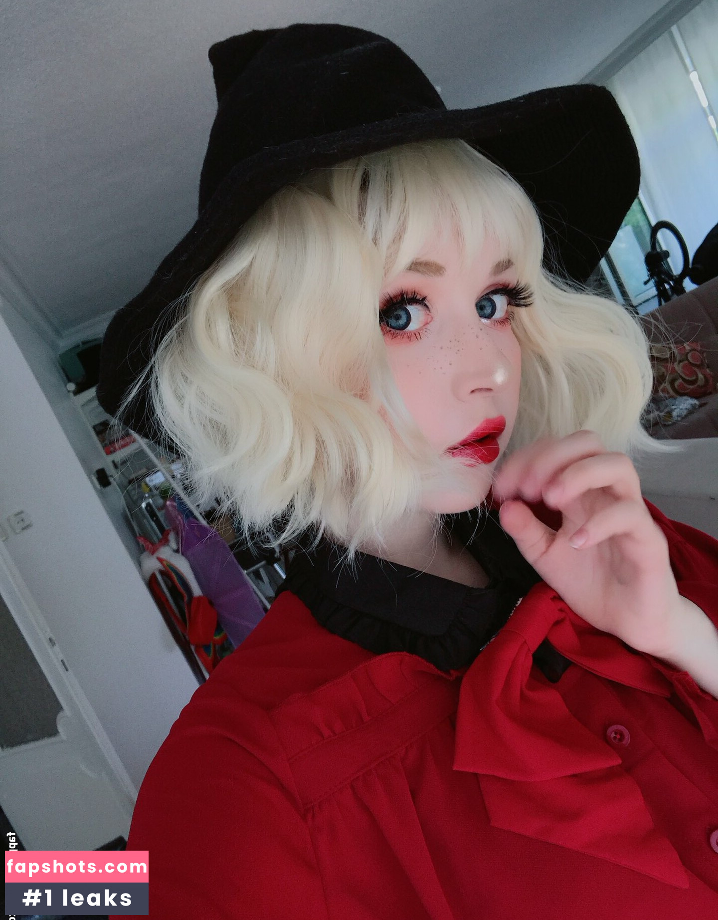 Anzujaamu nude babe gallery