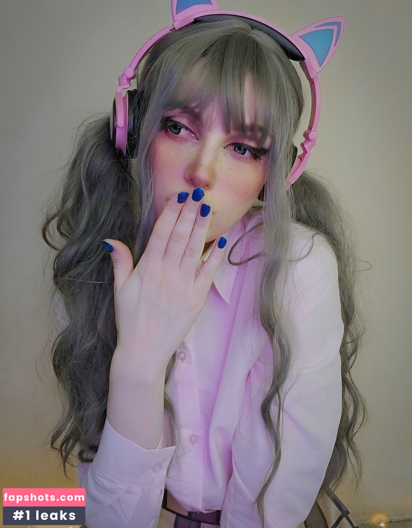 Aoi Hanna gallery photo #15