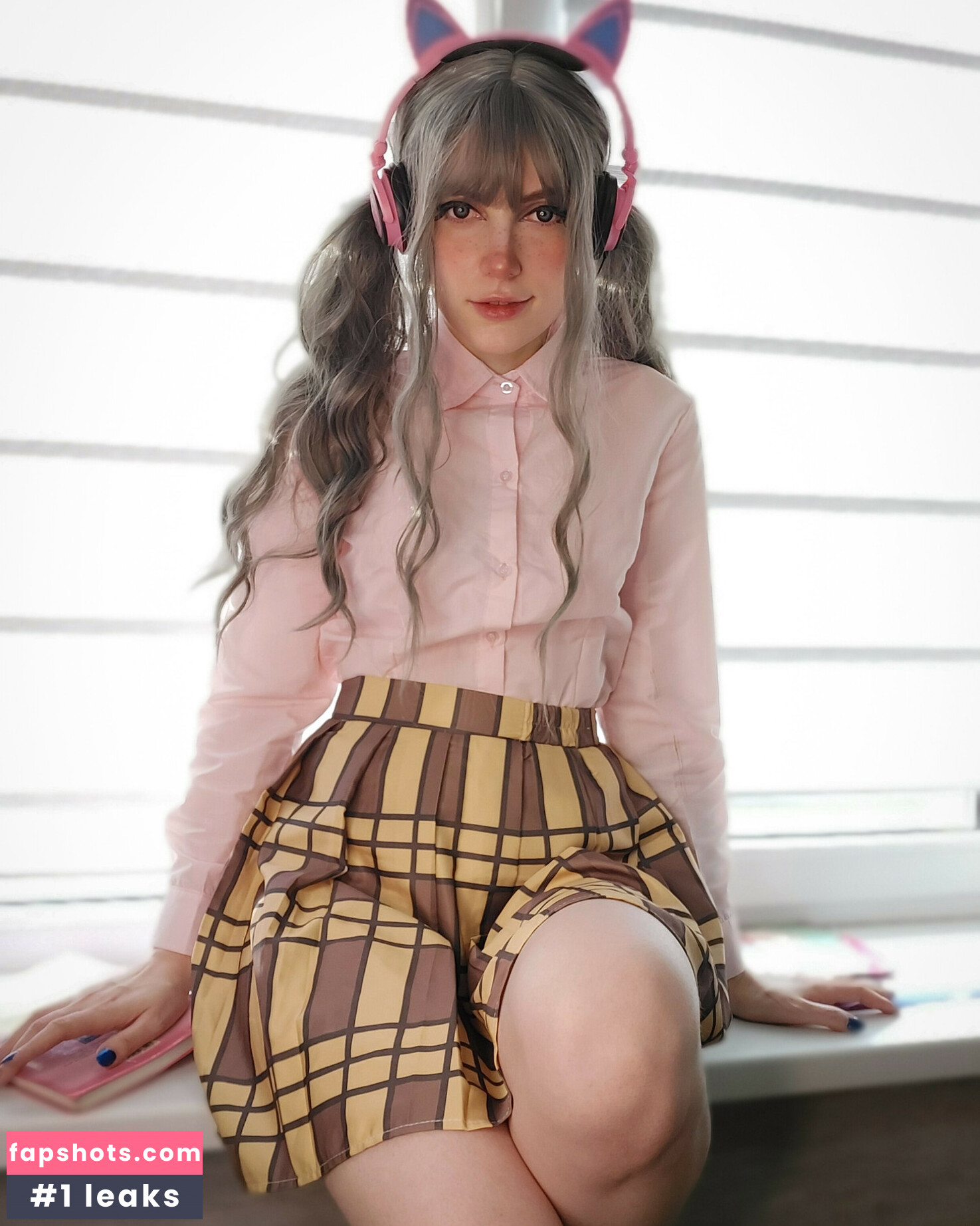 Aoi Hanna gallery photo #24