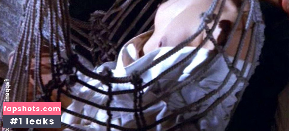 Aoi Nakajima gallery photo #19