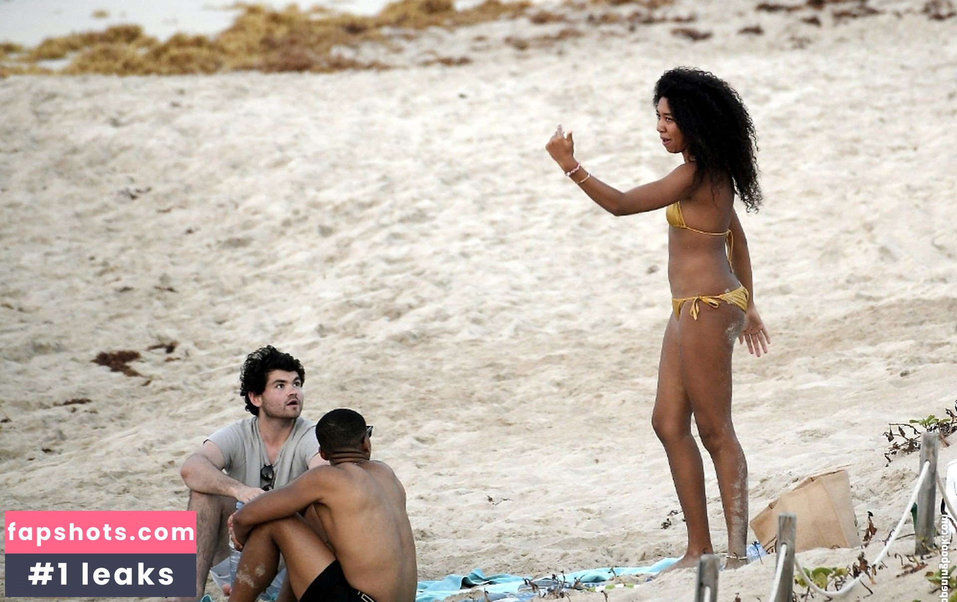 Aoki Lee Simmons gallery photo #48