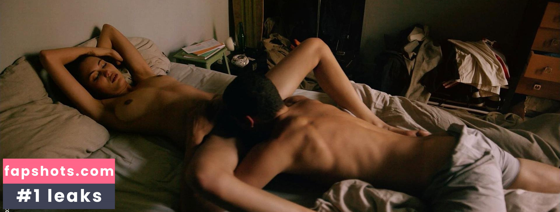 Aomi Muyock gallery photo #20